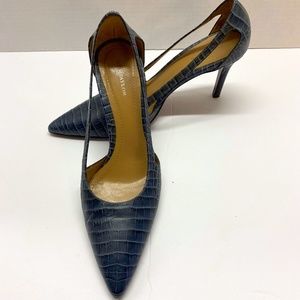 Ann Taylor Leather Embossed Pumps in Navy Blue, Size 8.5M